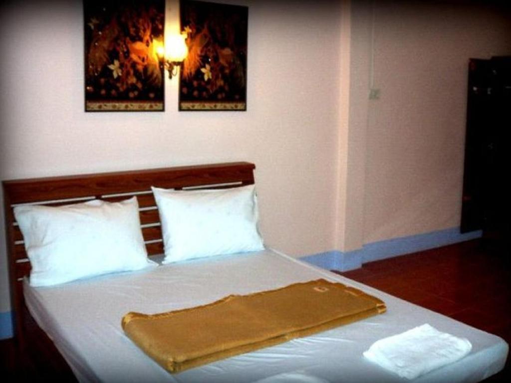 D'S Corner & Guesthouse Phuket Rum bild